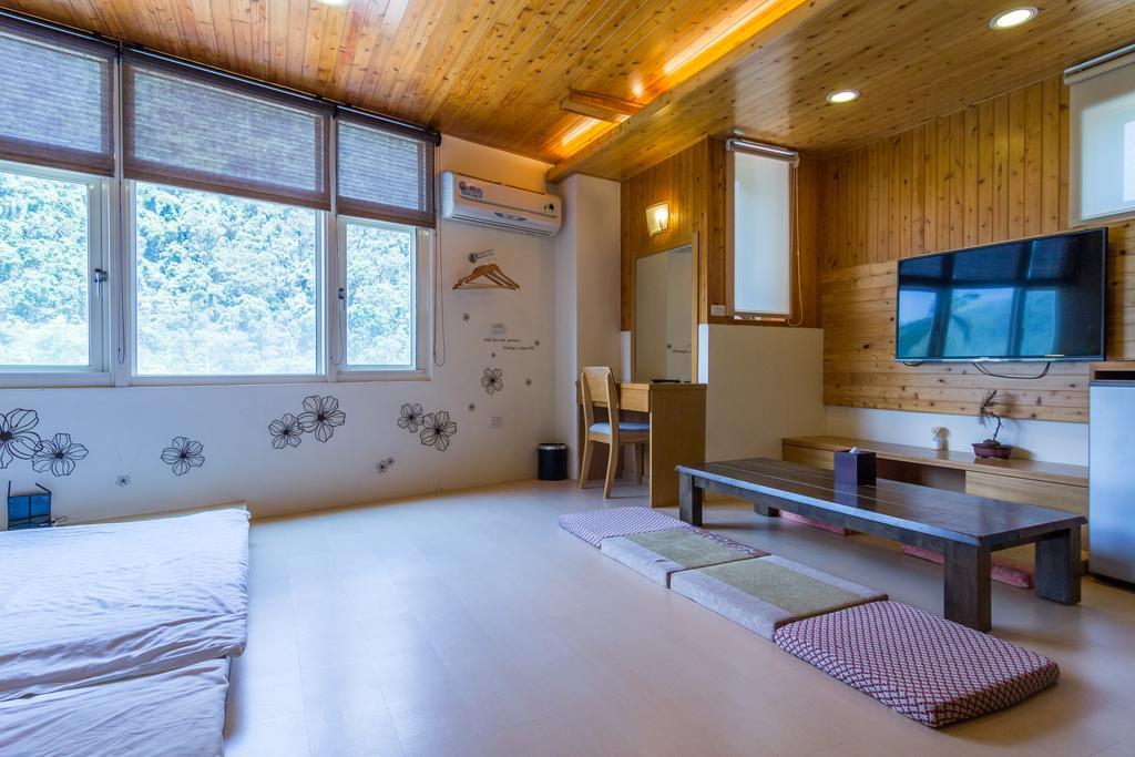 Lover Hot Spring B&B Jiaoxi Extérieur photo